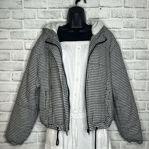 NWT Ashley by 26 International Outerwear Sherpa Puffer Jacket Size Large